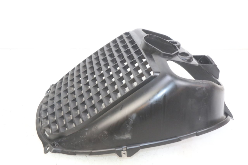 photo de GRILLE RADIATEUR PIAGGIO XEVO - X EVO 125 (2007 - 2017) - Détail de la pièce