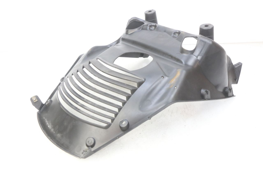 photo de GRILLE RADIATEUR YAMASAKI YM T 125 (2015 - 2020) - Gros plan technique