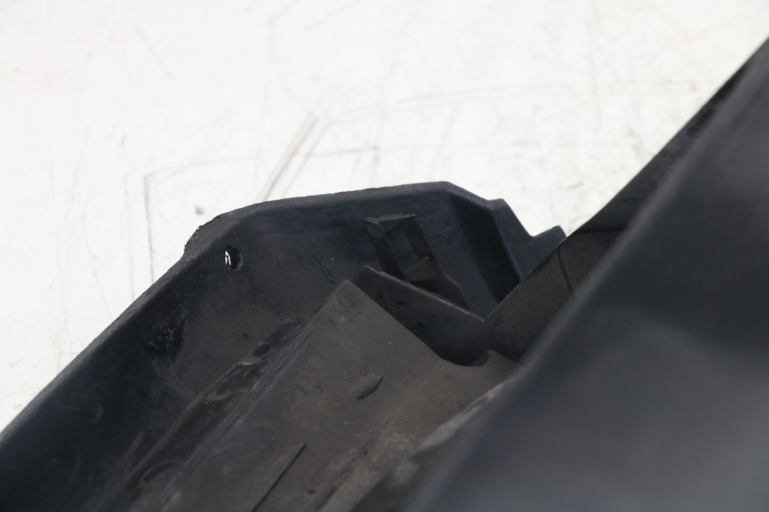 photo de GRILLE RADIATEUR YAMAHA YP MAJESTY ABS 400 (2007 - 2009) - Détail de la pièce