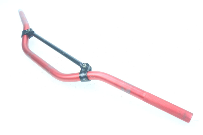 photo de GUIDON HONDA CRF 250 (2016 - 2017) - Gros plan technique