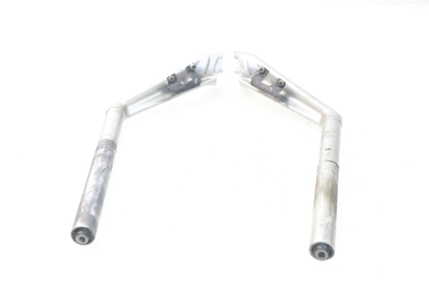 photo de GUIDON YAMAHA FJR ABS 1300 (2006 - 2012) - Gros plan technique