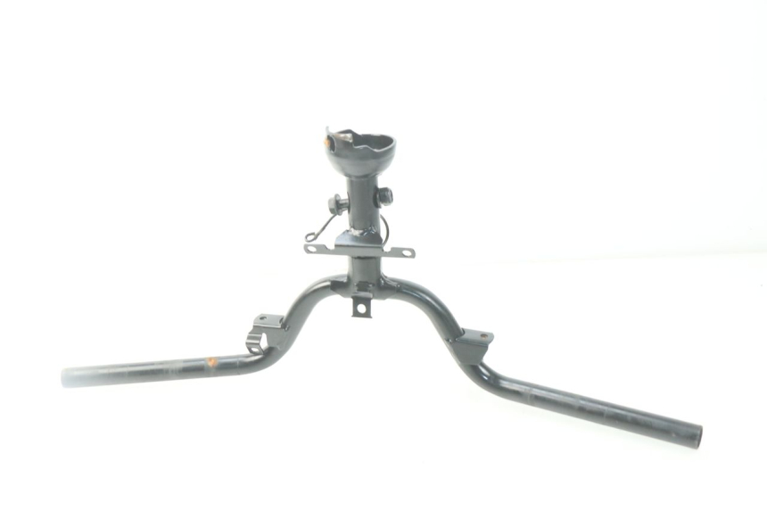 photo de FEU ARRIERE PEUGEOT KISBEE 4T 50 (2018 - 2022) - Autre angle de vue