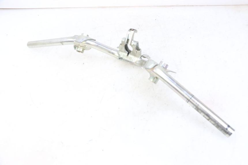 photo de GUIDON PIAGGIO NEW TYPHOON 50 (2018 - 2021) - Gros plan technique