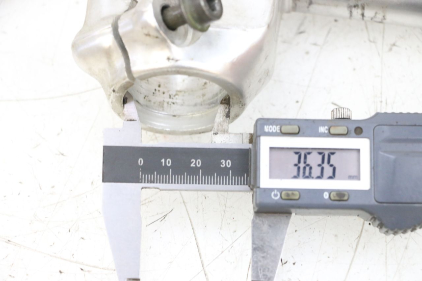 photo de GUIDON HONDA NSR R 125 (1994 - 2003) - Détail de la pièce