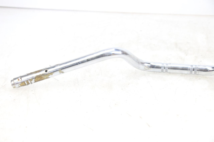 photo de GUIDON HONDA PCX (JF47) 125 (2012 - 2013) - Gros plan technique