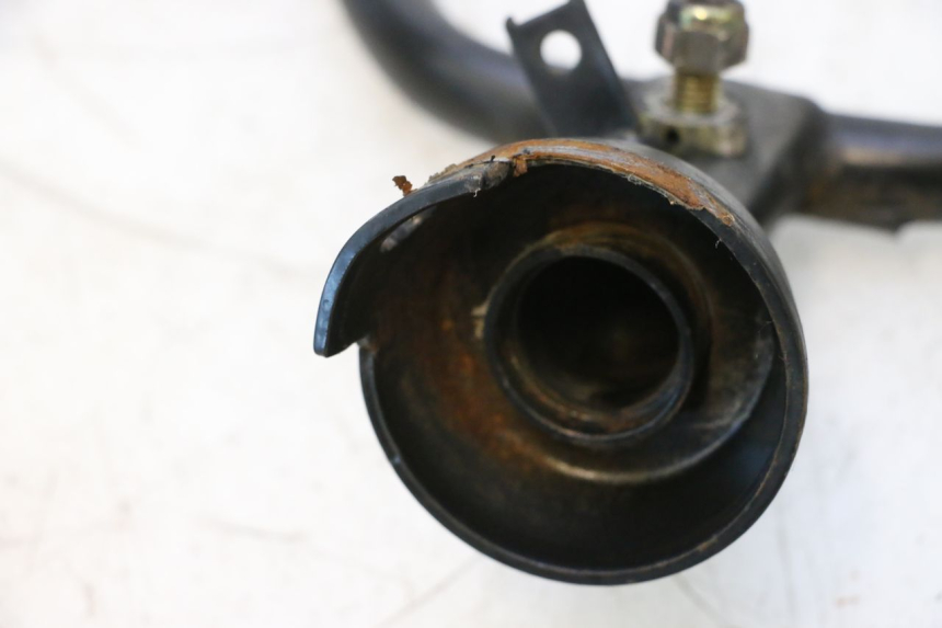photo de GUIDON PEUGEOT SATELIS COMPRESSOR K15 125 (2006 - 2009) - Détail de la pièce