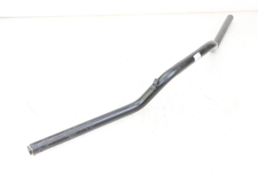 photo de GUIDON ROYAL ENFIELD SCRAM 411 (2022 - 2024) - Autre angle de vue
