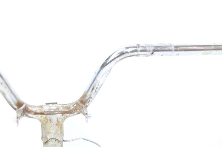 photo de GUIDON KYMCO SENTO 50 (2008 - 2013) - Gros plan technique