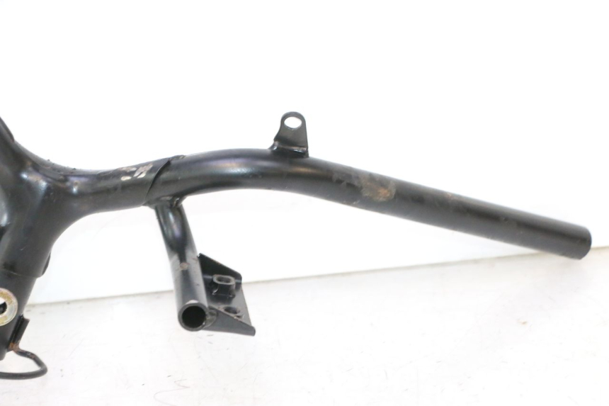 photo de GUIDON HONDA SH 125 (2001 - 2003) - Autre angle de vue