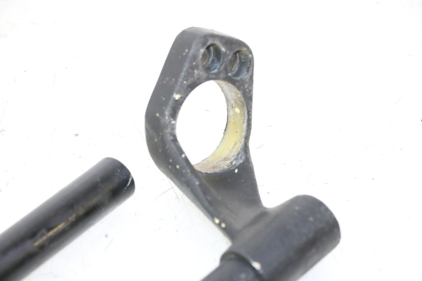 photo de GUIDON TRIUMPH SPRINT 900 (1995 - 1998) - Gros plan technique