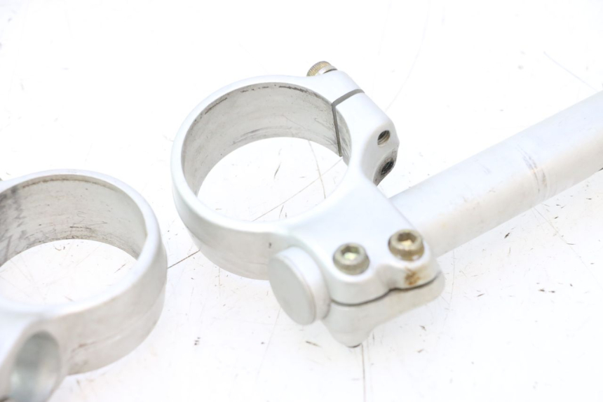 photo de GUIDON DUCATI SS IE DS CARENEE 1000 (2002 - 2006) - Gros plan technique