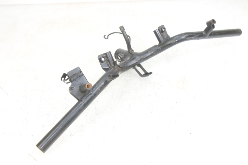 photo de GUIDON PEUGEOT TWEET 4T 50 (2014 - 2019) - Gros plan technique