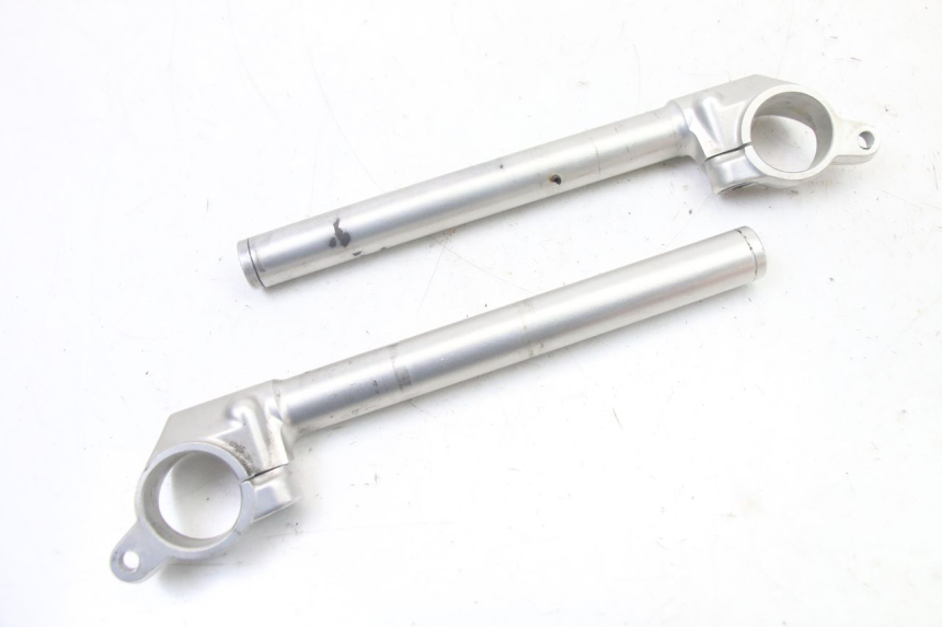 photo de GUIDON YAMAHA TZR 50 (2008 - 2016) - Points de fixation
