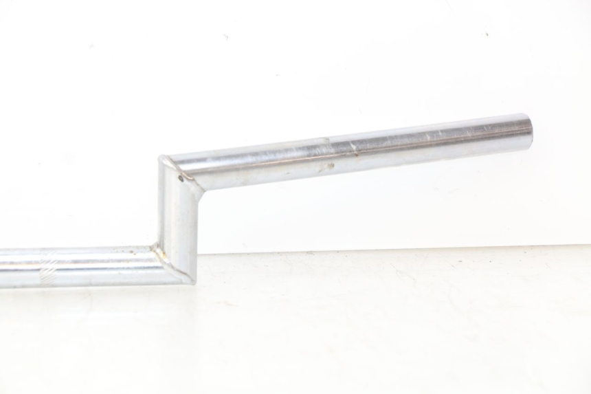 photo de GUIDON YAMAHA YZ 80 (1982 - 1983) - Gros plan technique