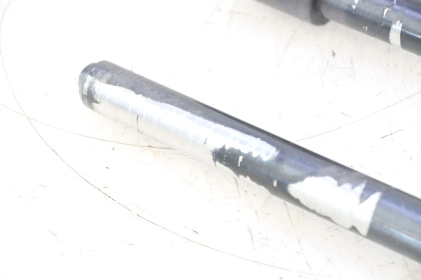 photo de GUIDON KAWASAKI ZZR 600 (1995 - 2004) - Détail de la pièce