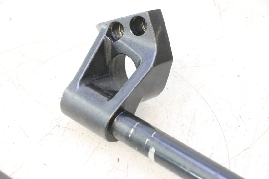photo de GUIDON KAWASAKI ZZR 600 (1995 - 2004) - Autre angle de vue