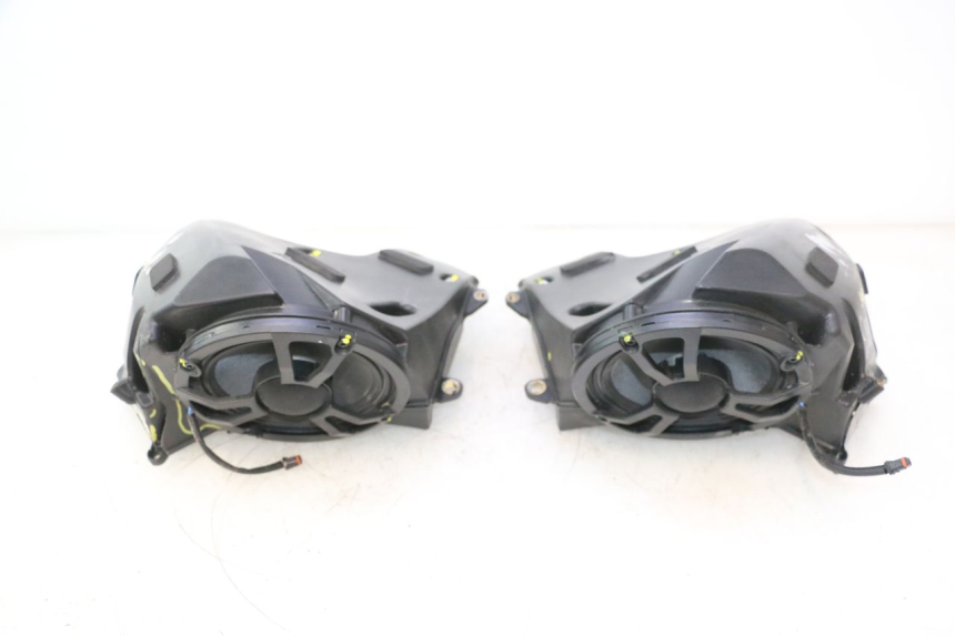 photo de HAUT PARLEUR HARLEY DAVIDSON ROAD GLIDE FLTRXSE 1920 (2018 - 2022) - Vue d’ensemble