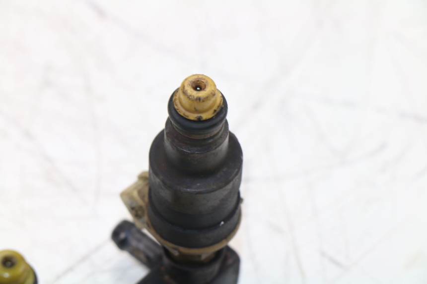 photo de INJECTEUR BMW K100 1000 (1982 - 1990) - Vue d’ensemble