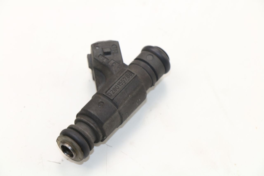 photo de INJECTEUR BMW R GS 1150 (1999 - 2004) - Gros plan technique