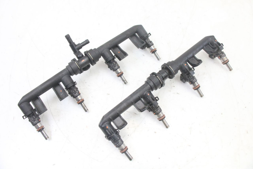 photo de INJECTEUR BMW S RR ABS S1000RR 1000 (2015 - 2018) - Vue principale