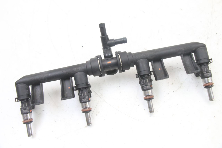 photo de INJECTEUR BMW S RR ABS S1000RR 1000 (2015 - 2018) - Gros plan technique