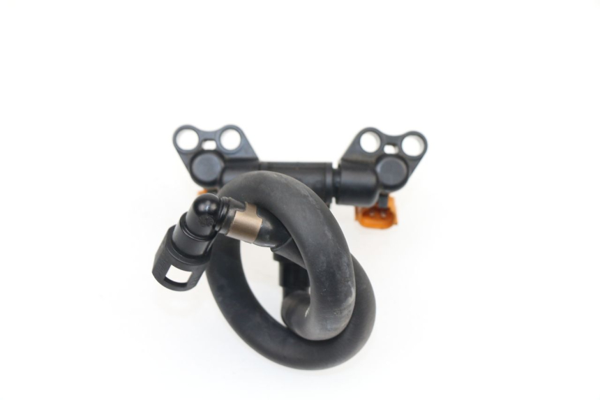 photo de INJECTEUR HONDA CB F CBF ABS 500 (2013 - 2015) - Gros plan technique