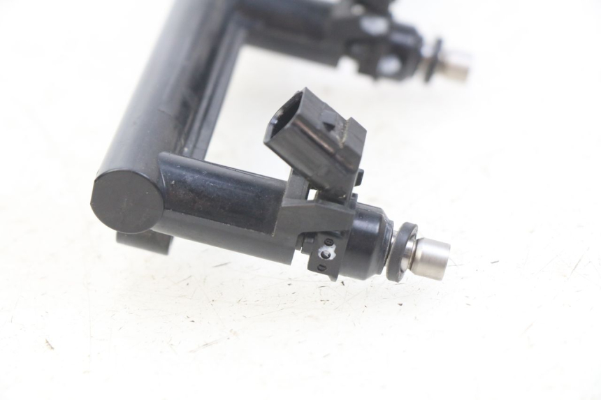 photo de INJECTEUR HONDA CB R 1000 (2018 - 2023) - Vue d’ensemble