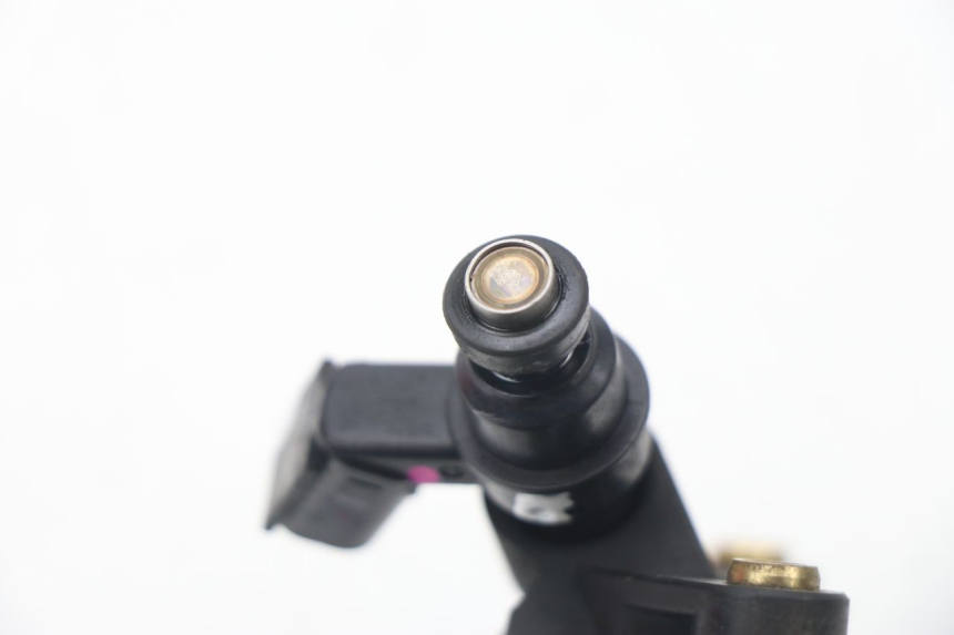 photo de INJECTEUR HONDA CBF 125 (2009 - 2015) - Zoom état d’usage