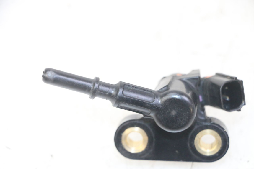 photo de INJECTEUR HONDA CRF-F CRF F 110 (2019 - 2022) - Gros plan technique