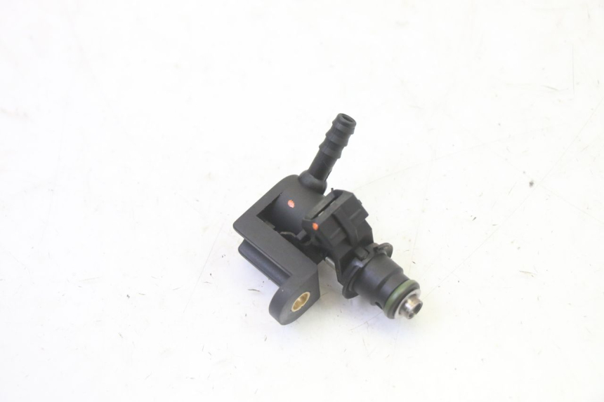 photo de INJECTEUR KYMCO DINK STREET 125 (2009 - 2014) - Zoom état d’usage