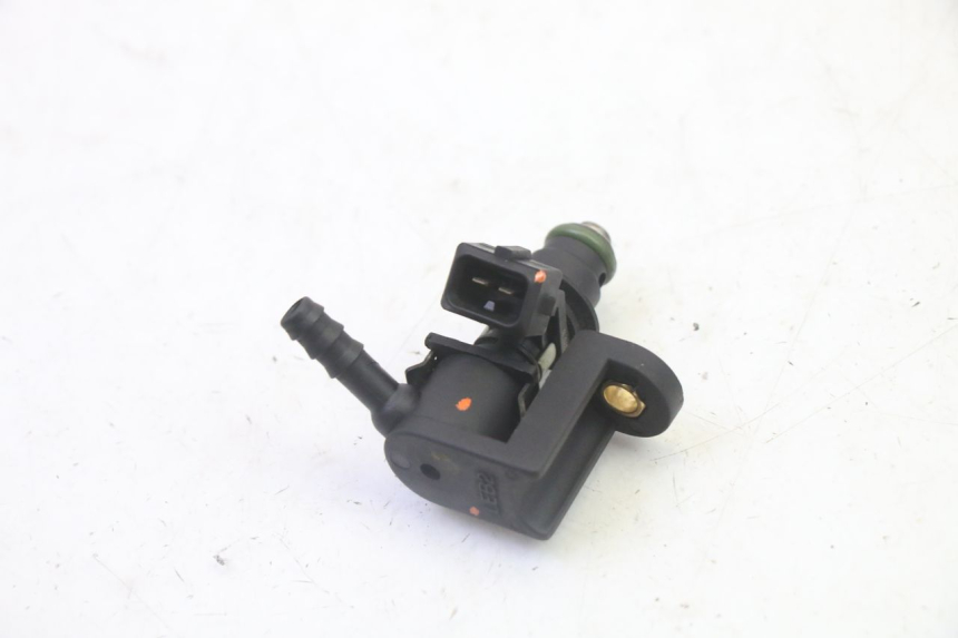 photo de INJECTEUR KYMCO DINK STREET 125 (2009 - 2014) - Autre angle de vue