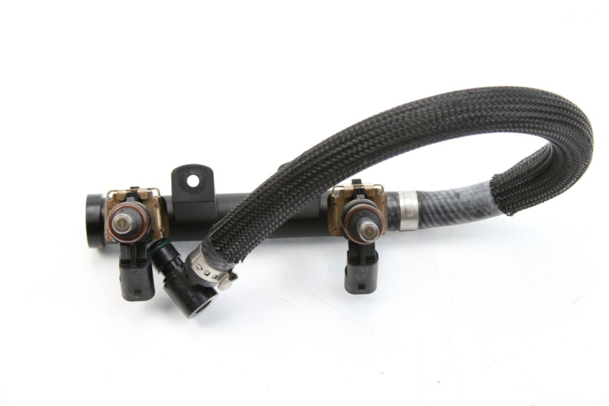 photo de INJECTEUR BMW F GS K81 850 (2018 - 2023) - Gros plan technique