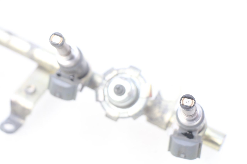 photo de INJECTEUR YAMAHA FJR ABS 1300 (2016 - 2020) - Gros plan technique