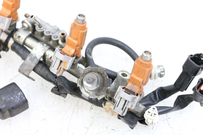 photo de INJECTEUR YAMAHA FJR ABS 1300 (2006 - 2012) - Détail de la pièce