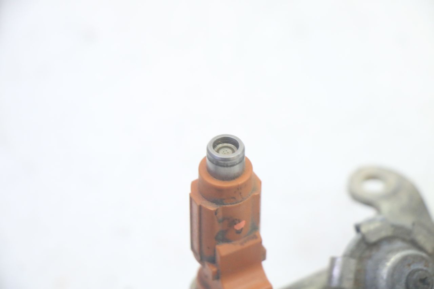 photo de INJECTEUR YAMAHA FJR ABS 1300 (2006 - 2012) - Pièce contrôlée