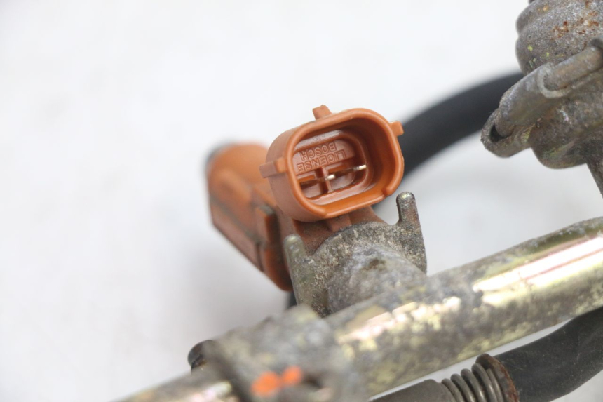 photo de INJECTEUR YAMAHA FJR 1300 (2001 - 2005) - Points de fixation