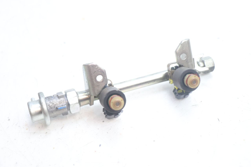 photo de INJECTEUR HONDA FJS SILVER WING SILVERWING 400 (2005 - 2008) - Autre angle de vue