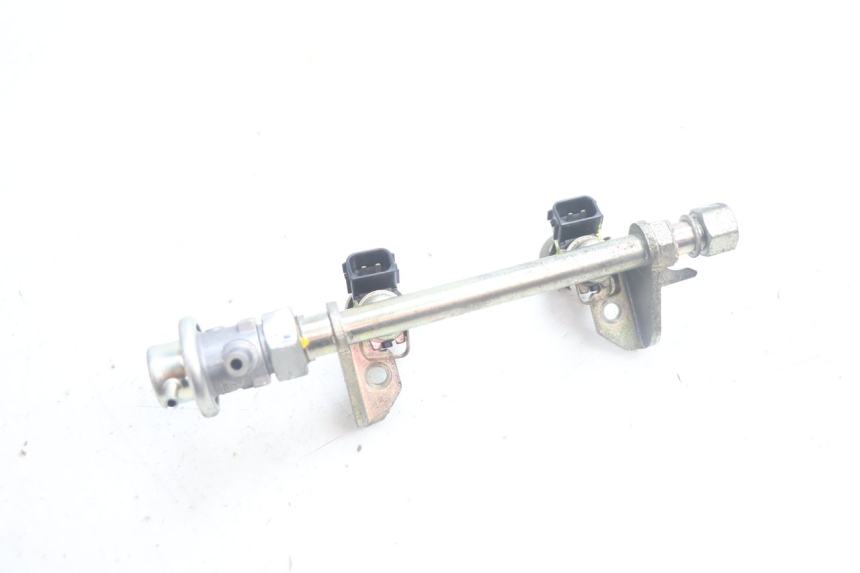 photo de INJECTEUR HONDA FJS SILVER WING SILVERWING 400 (2005 - 2008) - Points de fixation
