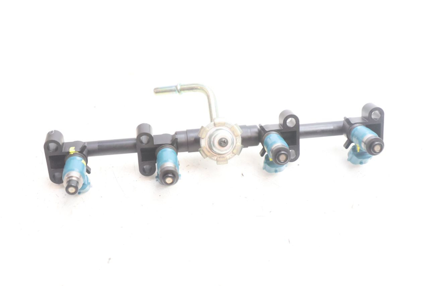 photo de INJECTEUR YAMAHA FZ8 800 (2010 - 2016) - Autre angle de vue