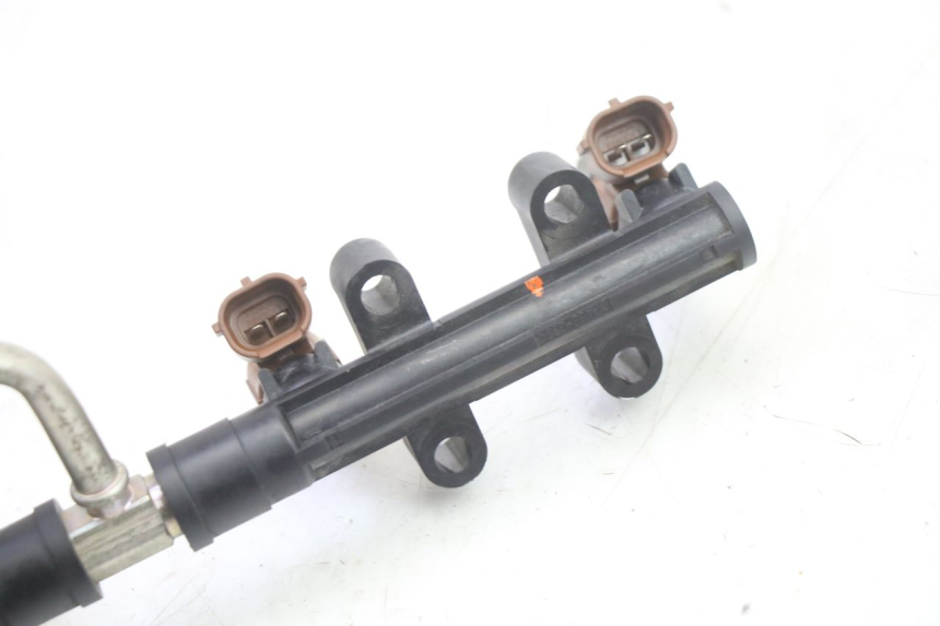 photo de INJECTEUR SUZUKI GSR 750 (2011 - 2017) - Vue d’ensemble