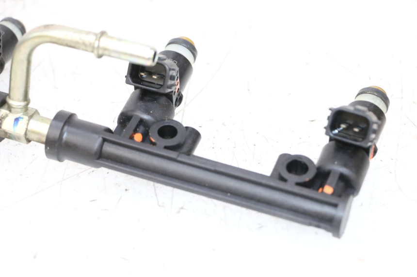 photo de INJECTEUR SUZUKI GSXR GSX-R 1000 (2003 - 2004) - Vue rapprochée