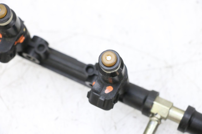 photo de INJECTEUR SUZUKI GSXR GSX-R 1000 (2003 - 2004) - Vue d’ensemble