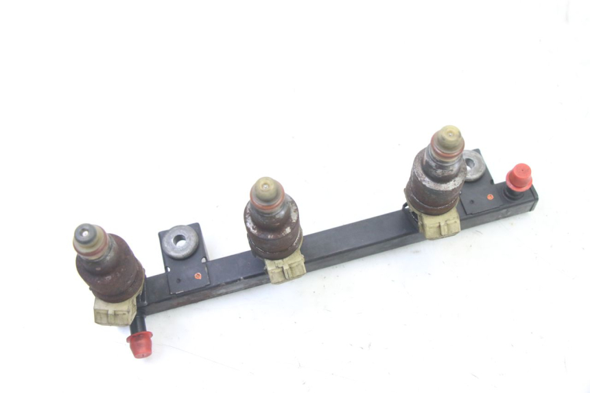 photo de INJECTEUR BMW K 75 RT 750 (1989 - 1997) - Gros plan technique