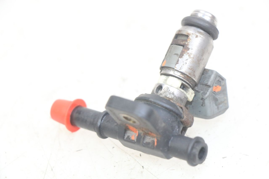 photo de INJECTEUR PIAGGIO MP3 LT 400 (2007 - 2012) - Zoom état d’usage