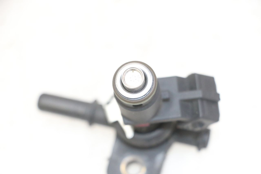 photo de INJECTEUR PIAGGIO MP3 LT 300 (2010 - 2016) - Zoom état d’usage