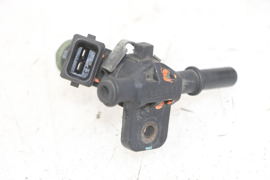 photo de INJECTEUR PIAGGIO MP3 LT 300 (2010 - 2016) - Gros plan technique