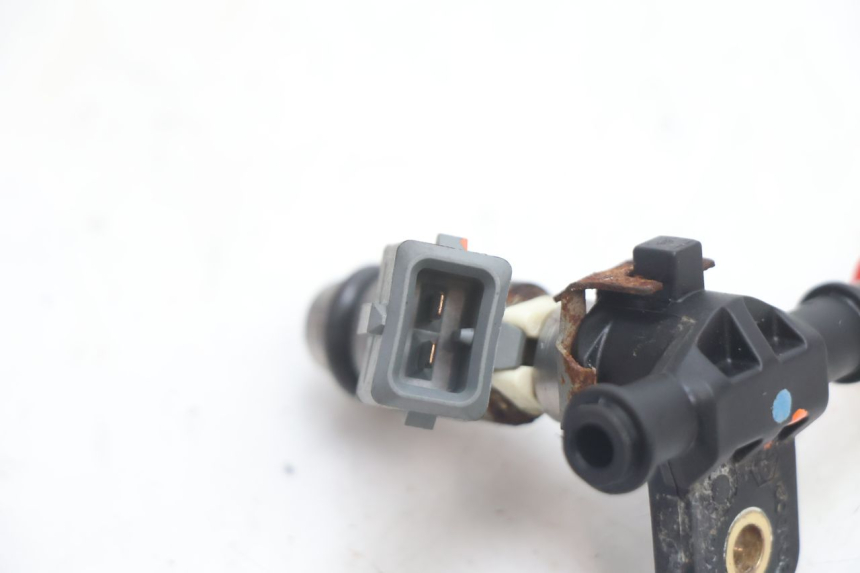 photo de INJECTEUR PIAGGIO MP3 LT 400 (2007 - 2012) - Points de fixation