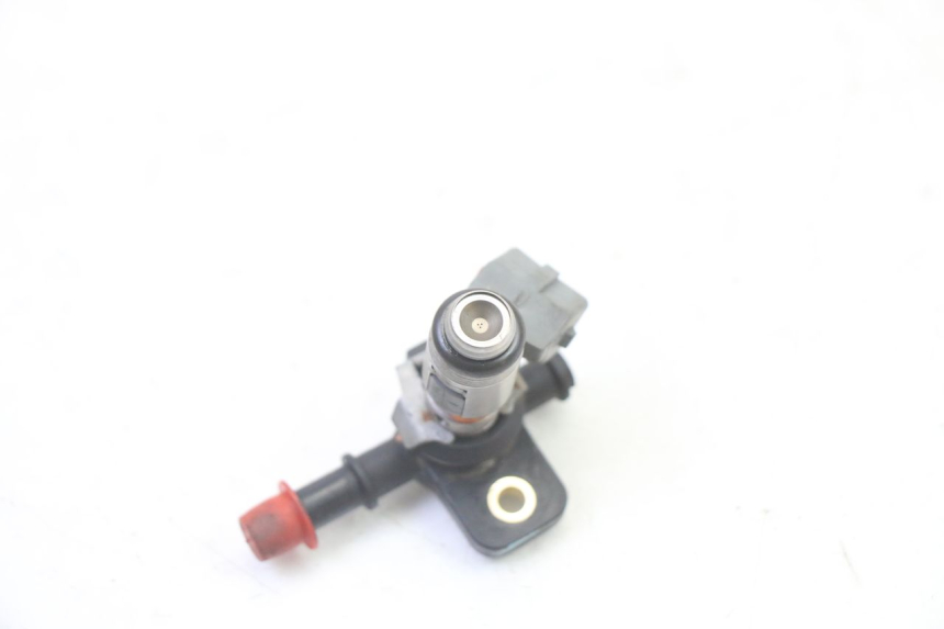 photo de INJECTEUR PIAGGIO MP3 RL 250 (2006 - 2010) - Points de fixation