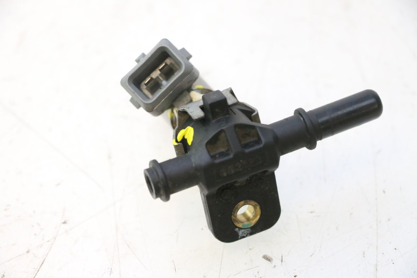 photo de INJECTEUR PIAGGIO MP3 500 (2011 - 2015) - Points de fixation