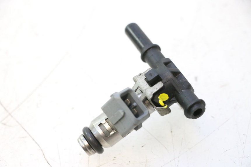 photo de INJECTEUR PIAGGIO MP3 500 (2011 - 2015) - État de surface